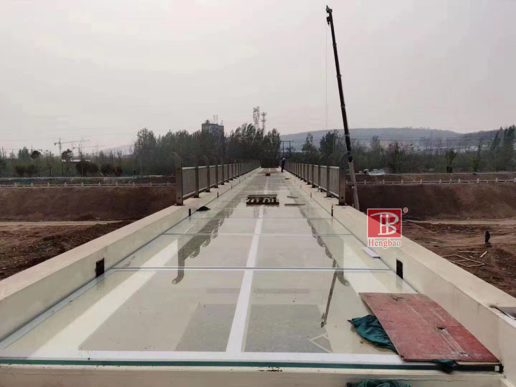 Strong tear resistance glass